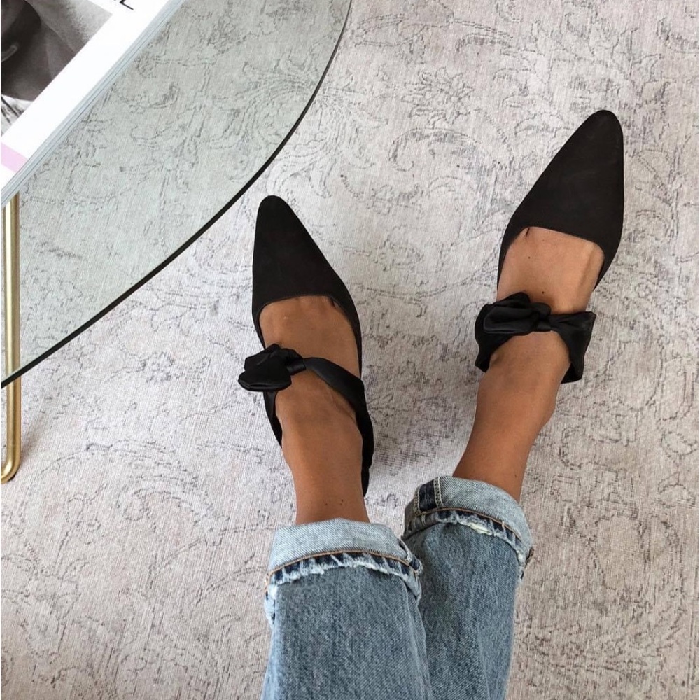 Tony Bianco Bakari Black Phoenix Suede Satin Mule Heel, GUC Size 7.5, MSRP $150